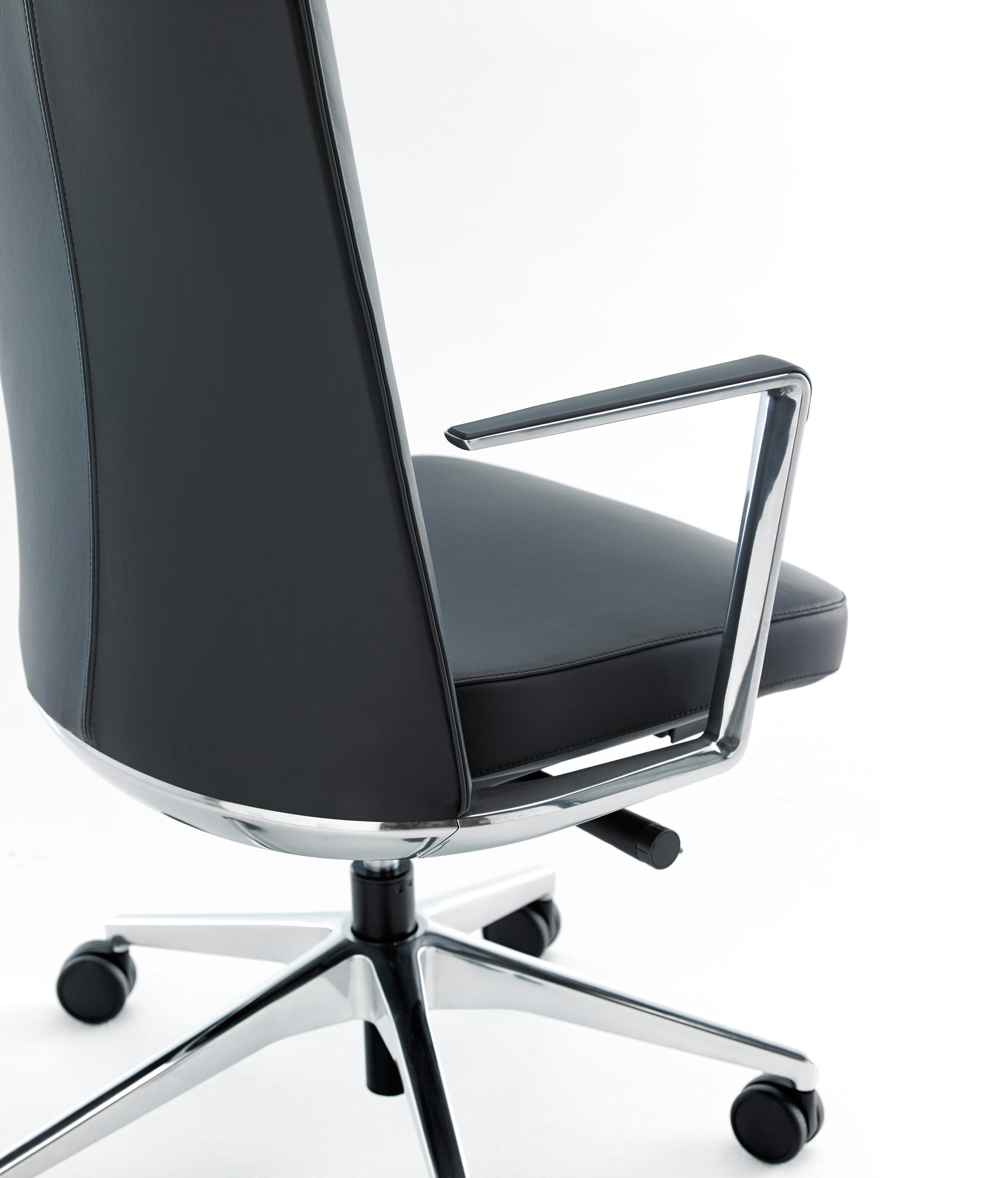 办公椅|现代真皮中班椅|办公火狐官方网站|火狐HUOHU（中国）火狐官方网站|CRON 大班椅系列