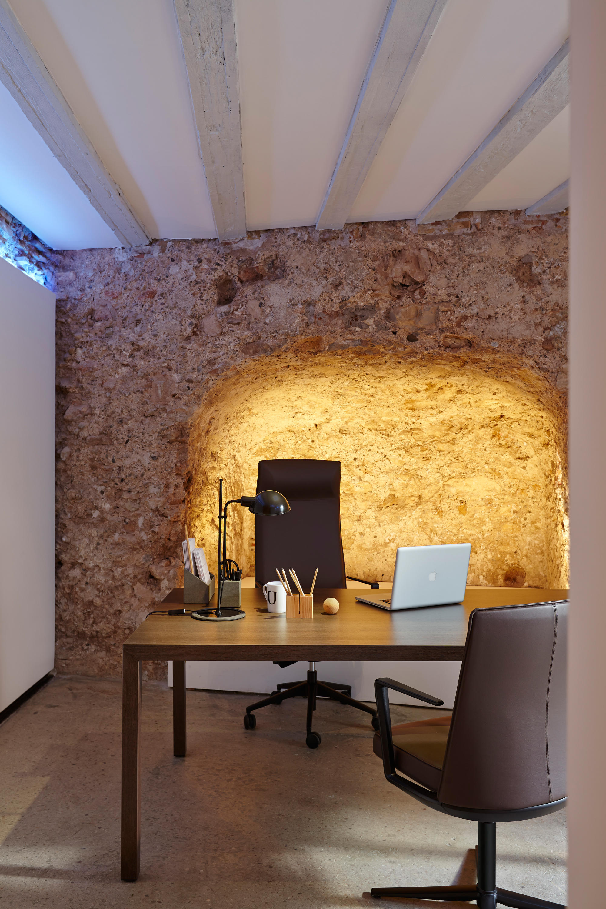 办公椅|现代真皮会议椅|办公火狐官方网站|火狐HUOHU（中国）火狐官方网站|CRON 会议椅系列