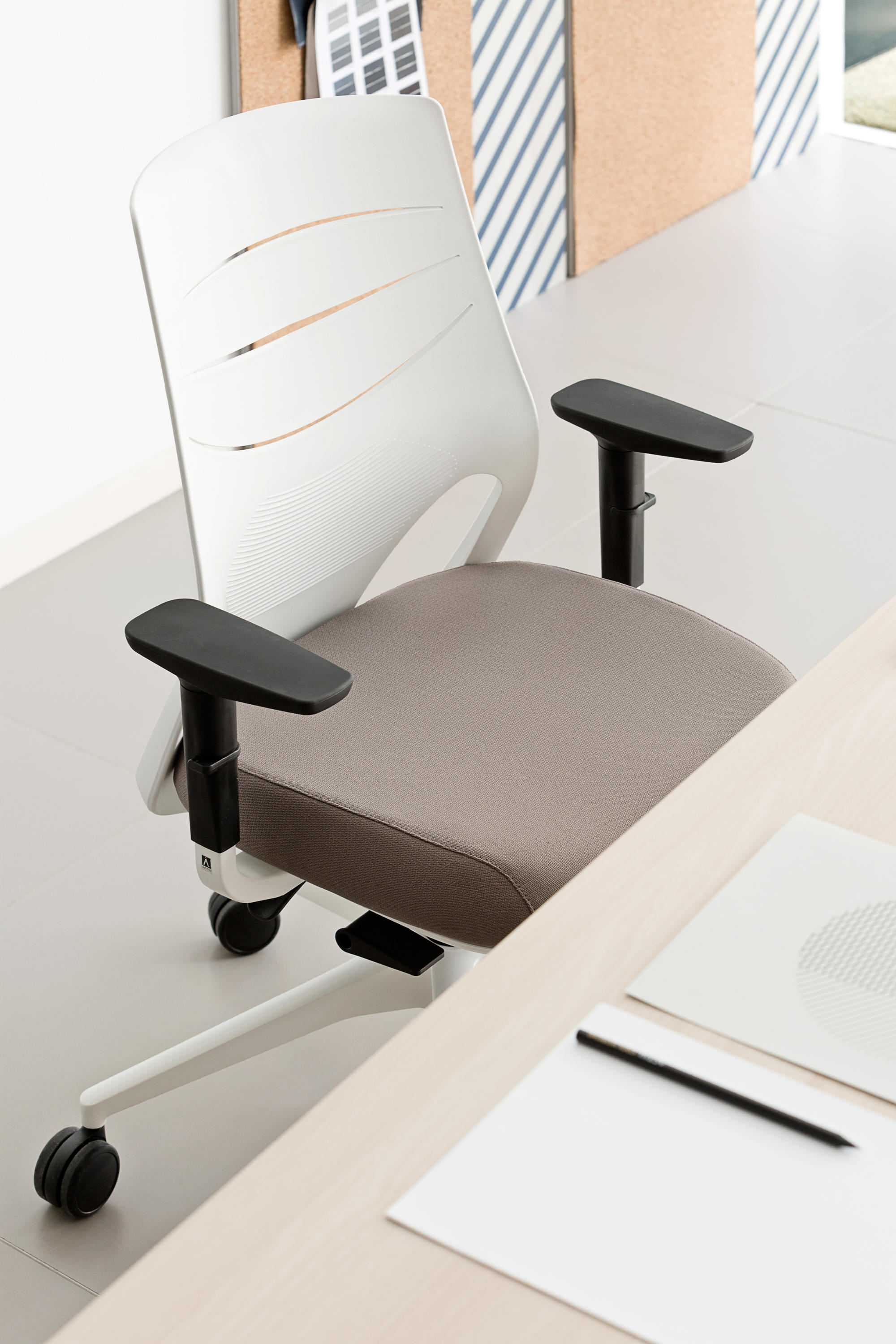 办公椅|布面职员椅|办公火狐官方网站|火狐HUOHU（中国）火狐官方网站|EFIT 职员椅系列