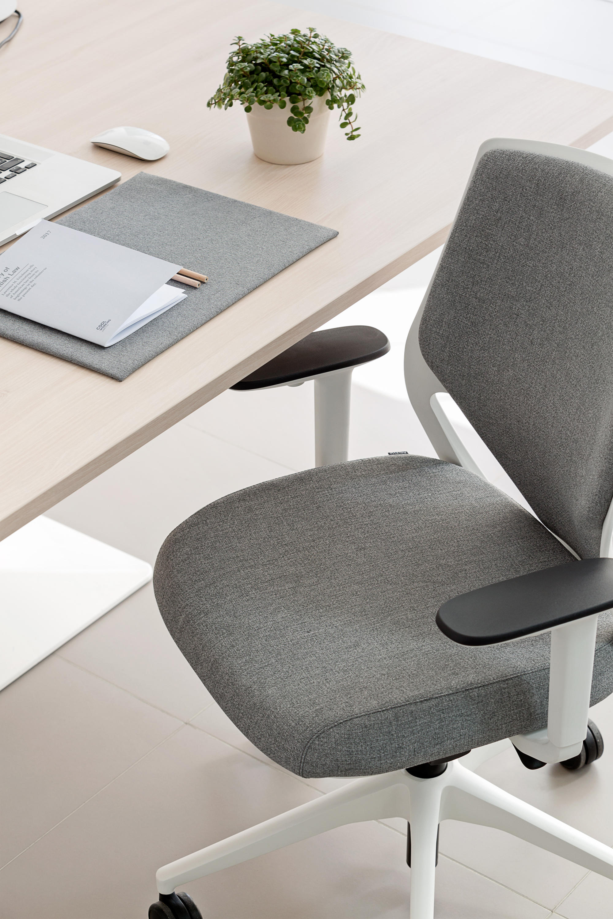 办公椅|布面职员椅|办公火狐官方网站|火狐HUOHU（中国）火狐官方网站|EFIT 职员椅系列