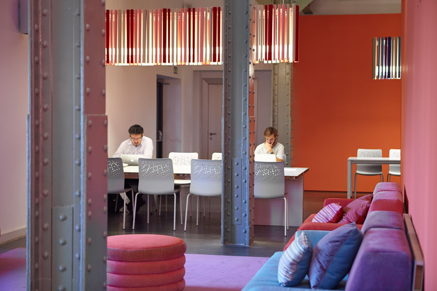 办公椅|现代真皮会议椅|办公火狐官方网站|火狐HUOHU（中国）火狐官方网站|URBAN BLOCK洽谈椅系列