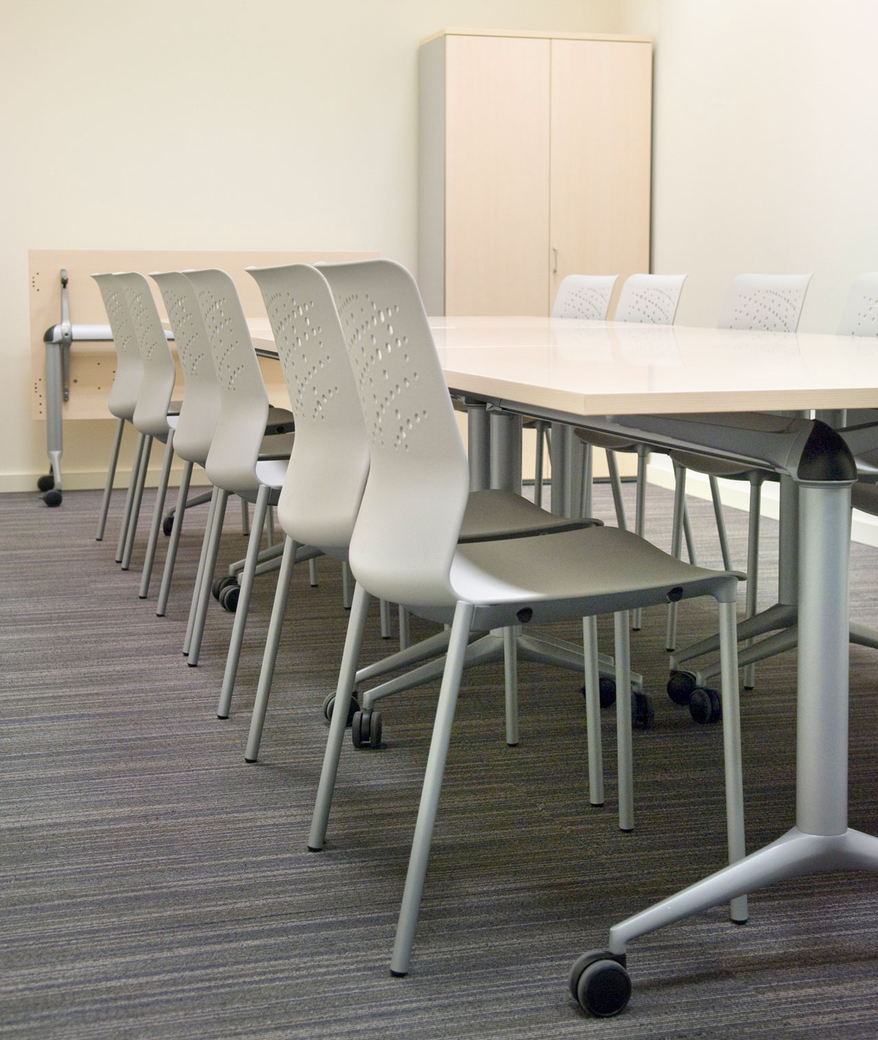 办公椅|现代真皮会议椅|办公火狐官方网站|火狐HUOHU（中国）火狐官方网站|URBAN BLOCK洽谈椅系列