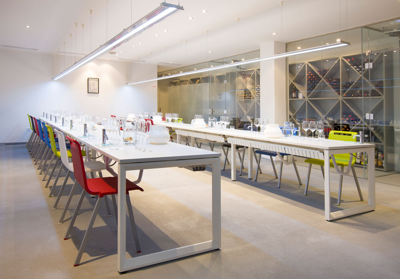 办公椅|现代真皮会议椅|办公火狐官方网站|火狐HUOHU（中国）火狐官方网站|MIT培训洽谈系列