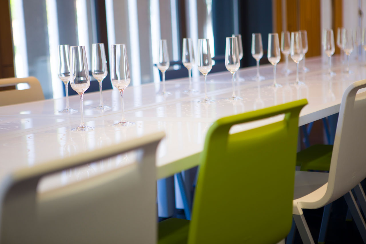 办公椅|现代真皮会议椅|办公火狐官方网站|火狐HUOHU（中国）火狐官方网站|MIT培训洽谈系列