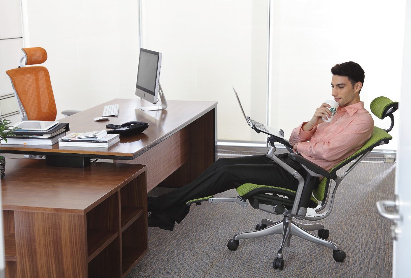 办公椅|现代真皮中班椅|办公火狐官方网站|火狐HUOHU（中国）火狐官方网站|金典中班椅系列