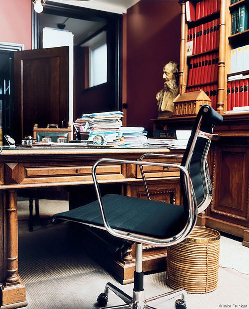 办公椅|现代真皮中班椅|办公火狐官方网站|真皮中班椅|时尚中班椅|中背椅|主管椅|经理椅