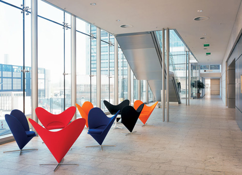 现代经典休闲椅|布面休闲椅|办公火狐官方网站|心形锥形椅|休闲椅