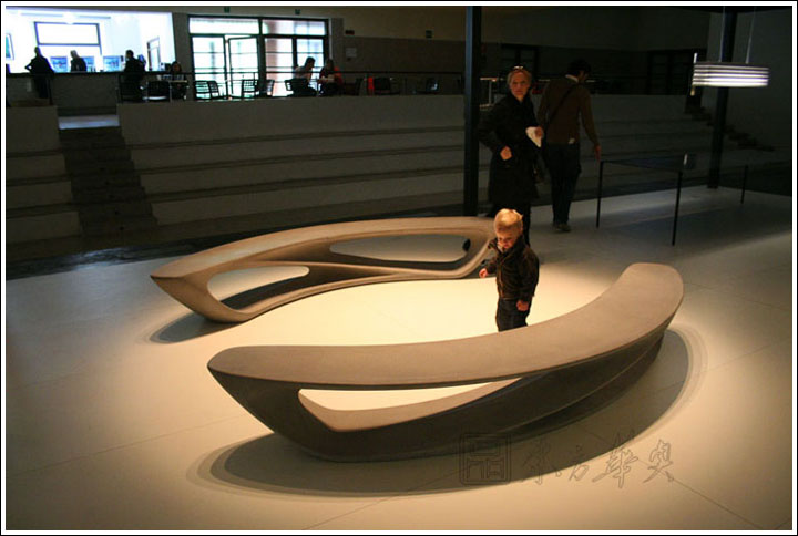 现代经典休闲椅|凳子|办公火狐官方网站|Amanda Levete流线型休闲凳