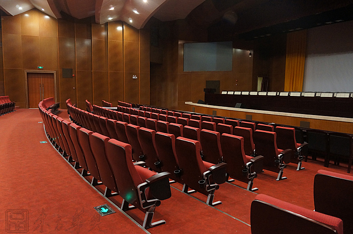 龙岗区委会议室火狐官方网站