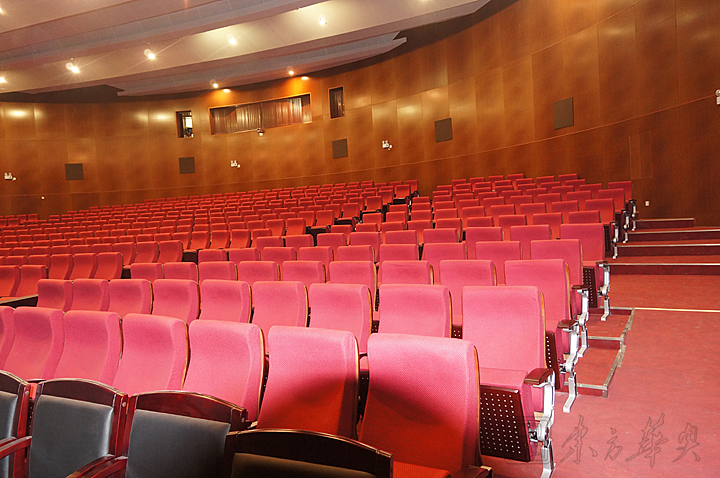 龙岗区委会议室火狐官方网站